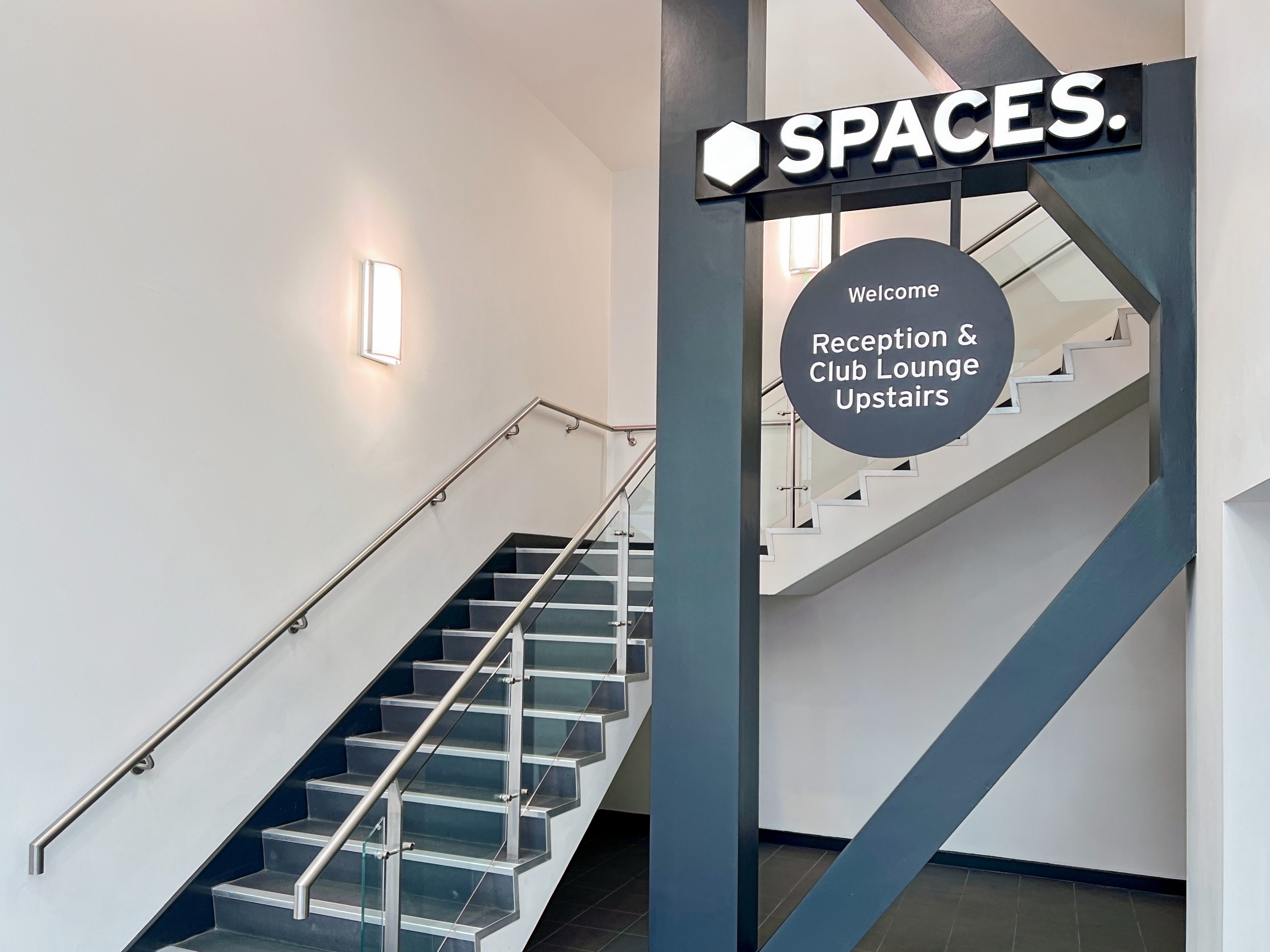 Office in Wolverhampton - photo 4